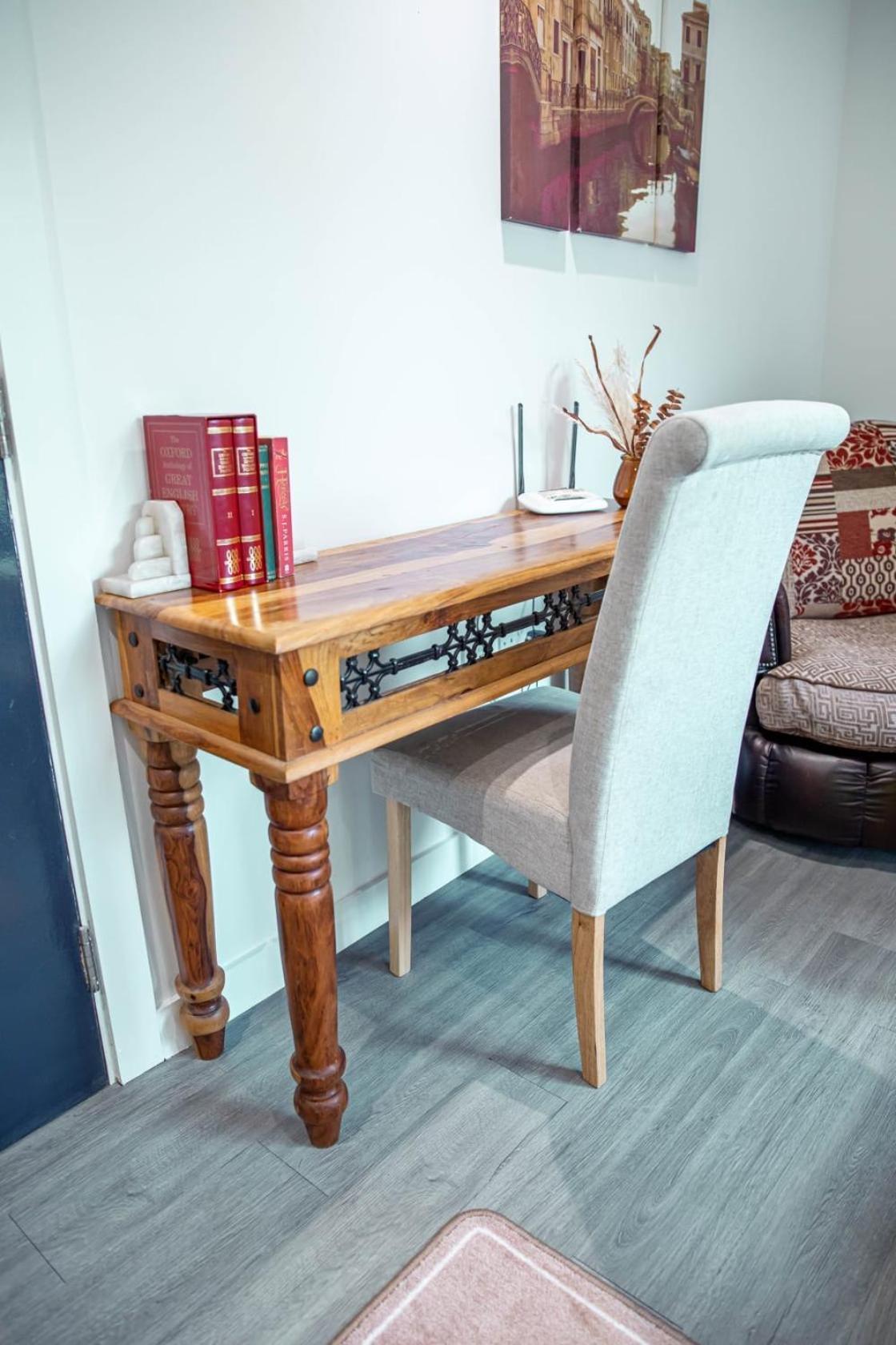 Corner Studio Apartment In Sheffield Exterior foto